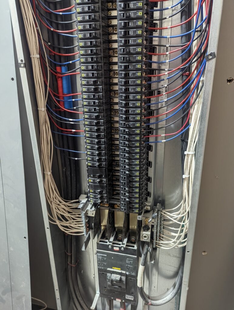 PXL_20221211_205848417